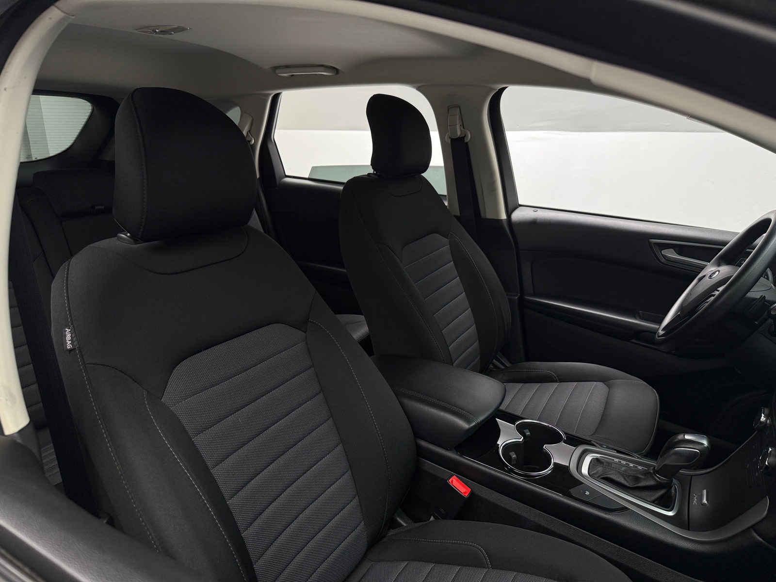 Thumbnail: 2016 Ford Edge - 2