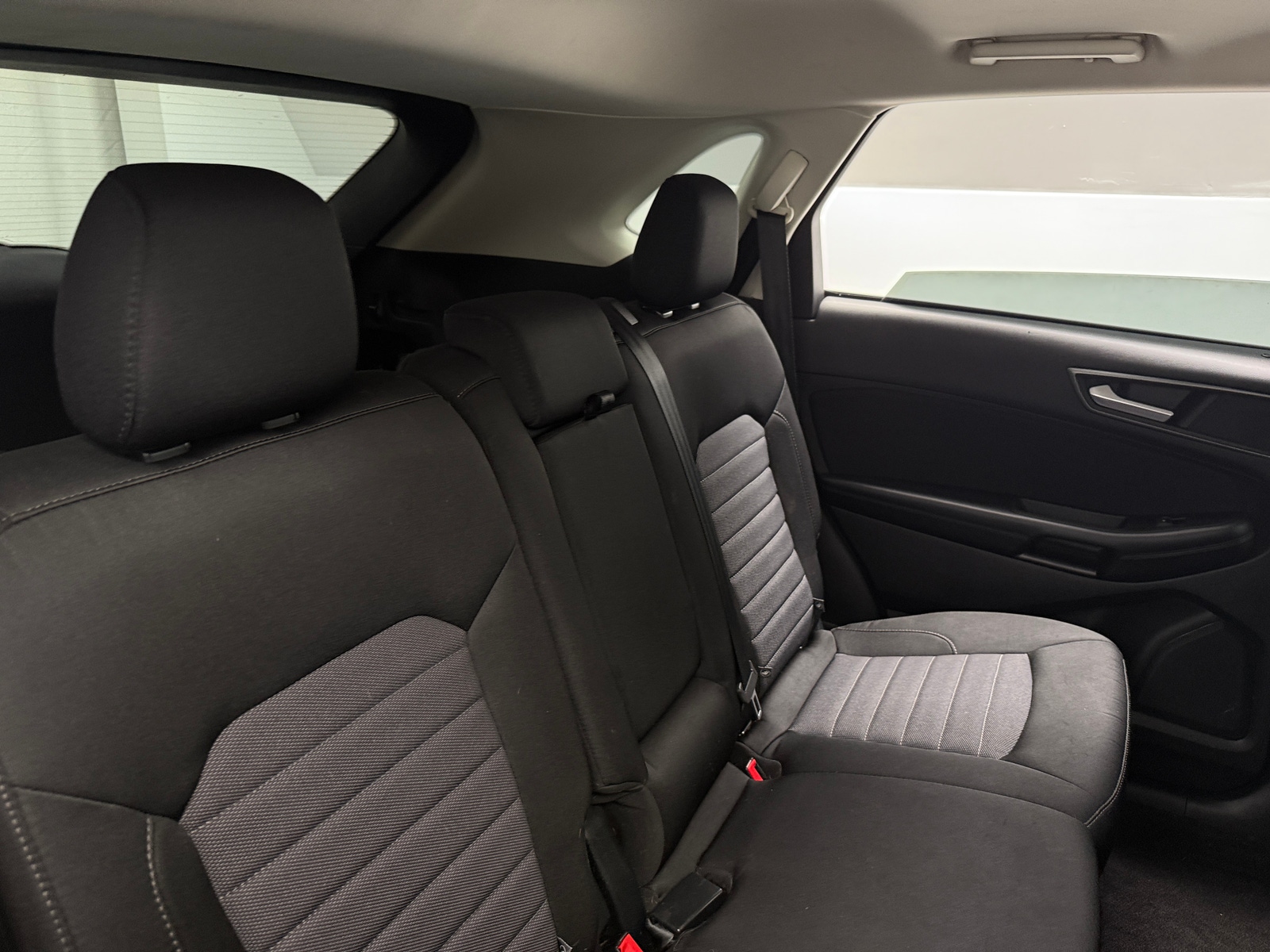Thumbnail: 2016 Ford Edge - 6