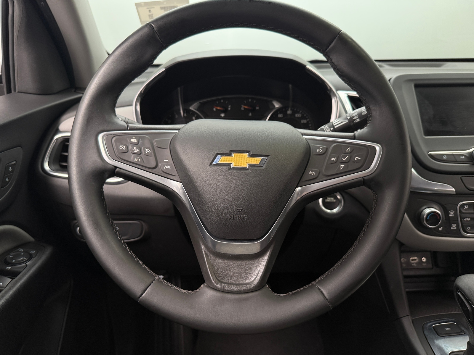 Thumbnail: 2023 Chevrolet Equinox - 5