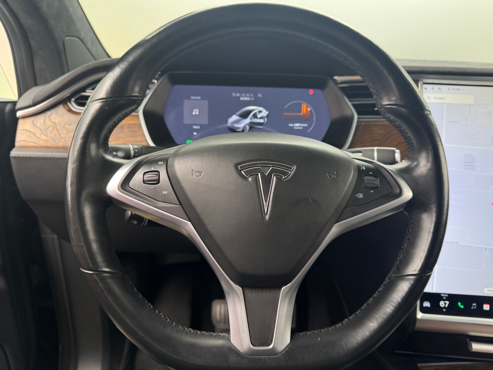 Thumbnail: 2017 Tesla Model X - 4