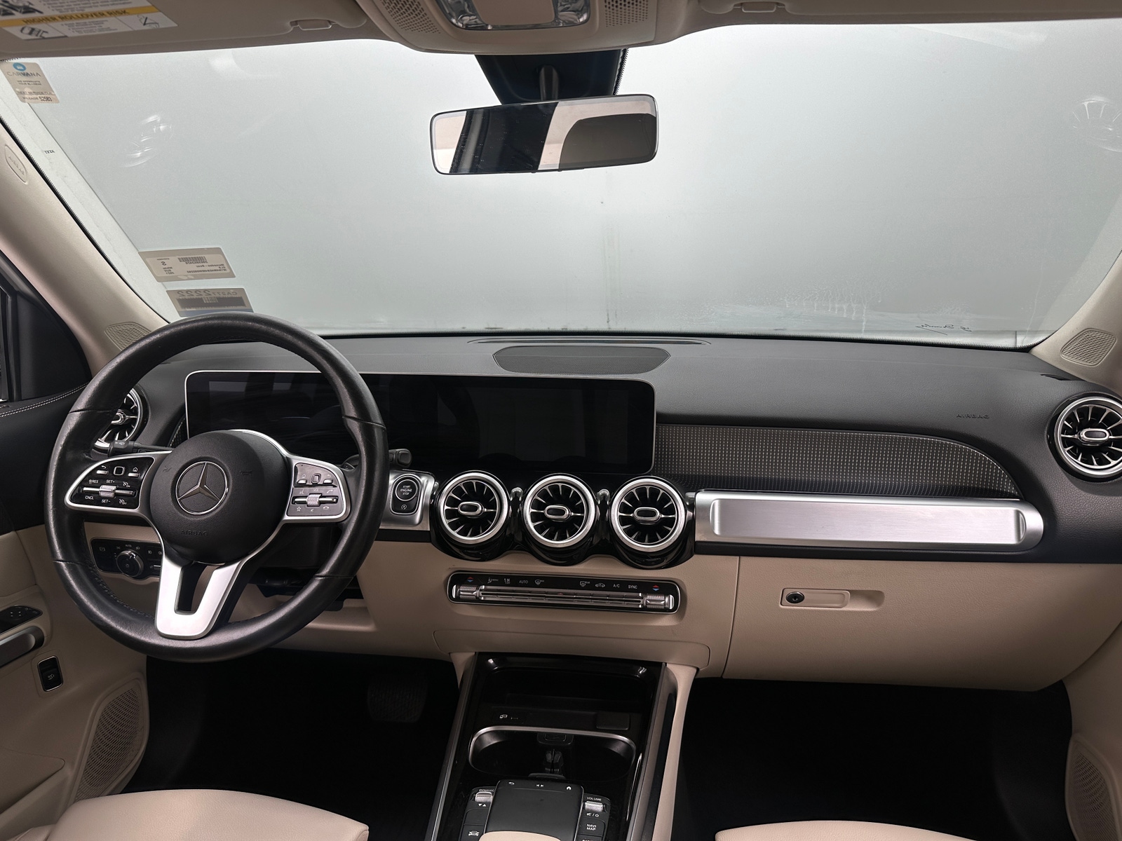 Thumbnail: 2021 Mercedes-Benz GLB - 2