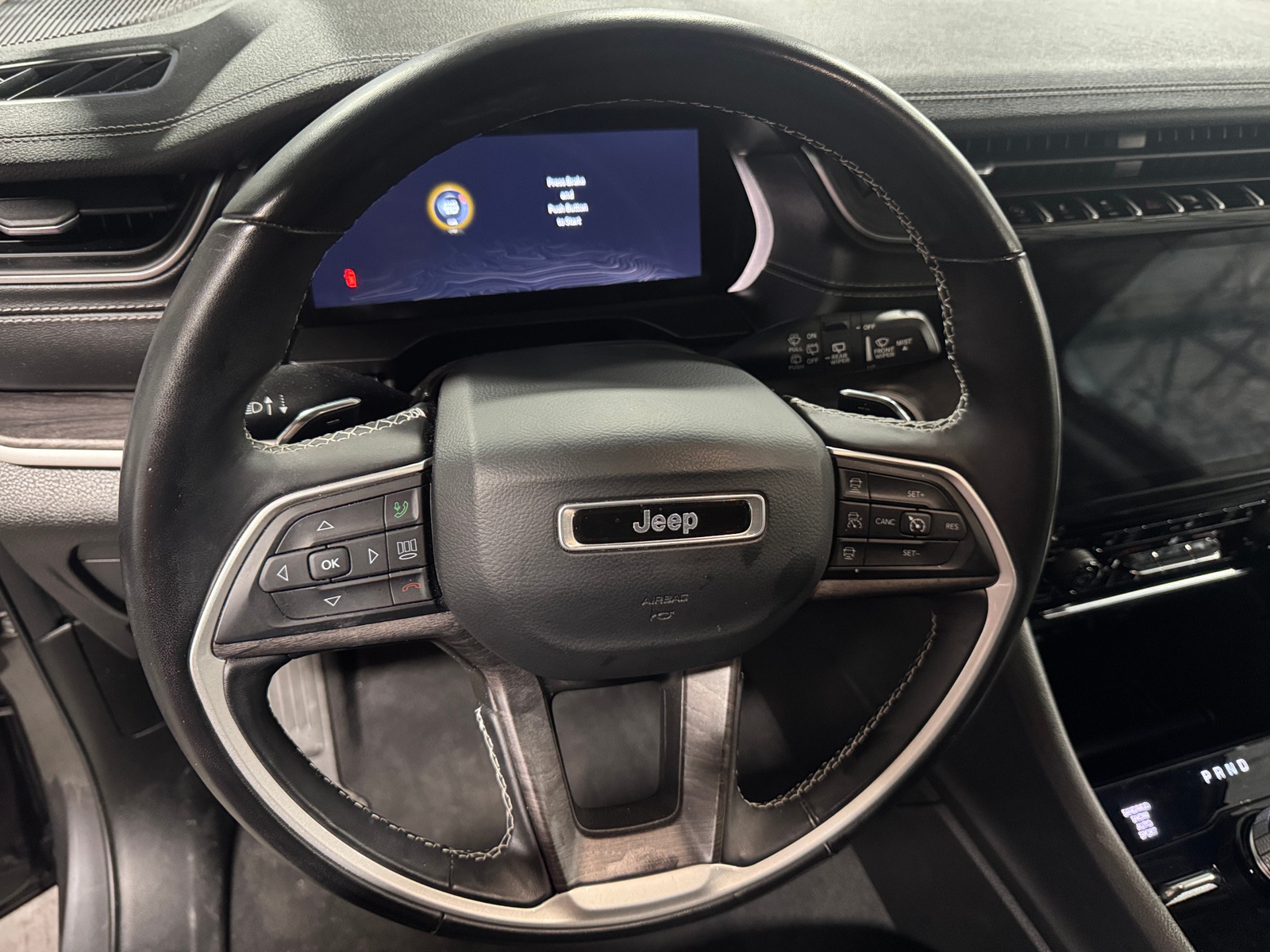 Thumbnail: 2022 Jeep Grand Cherokee L - 4