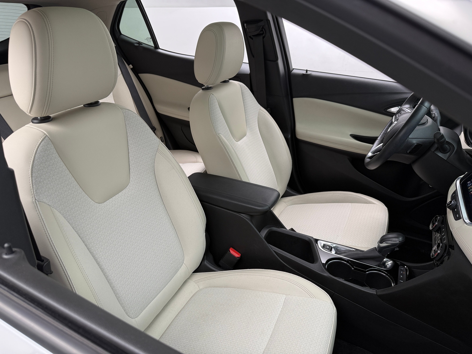 Thumbnail: 2021 Buick Encore GX - 2