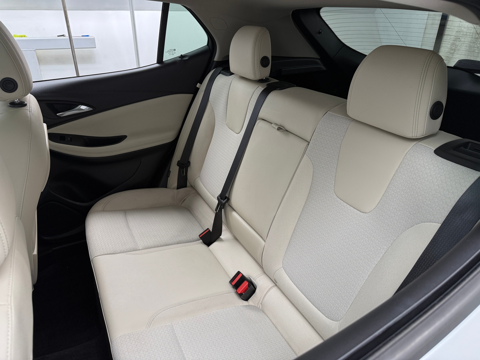 Thumbnail: 2021 Buick Encore GX - 6