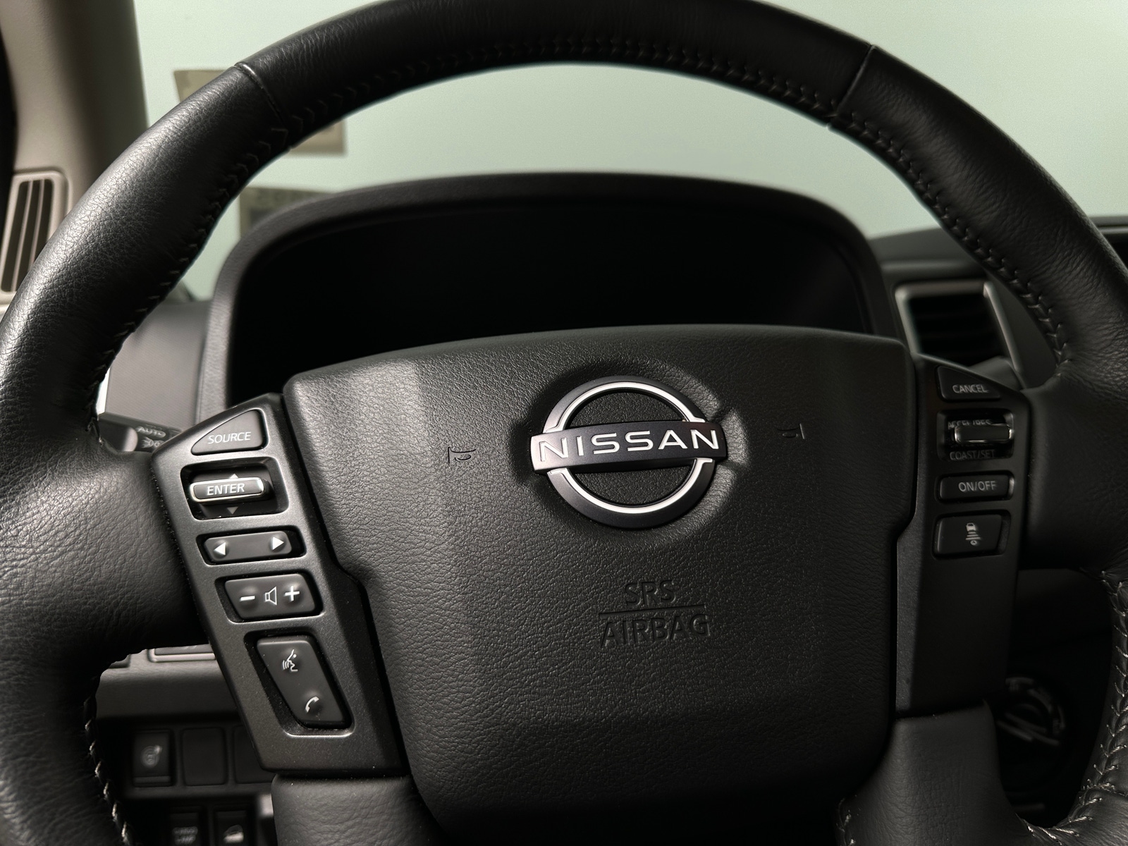 Thumbnail: 2023 Nissan Frontier - 5