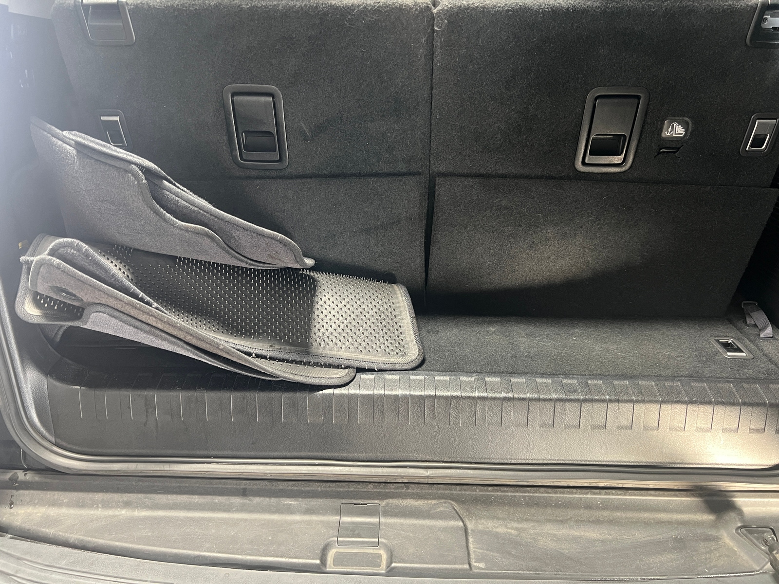 Thumbnail: 2019 Lexus GX - 6