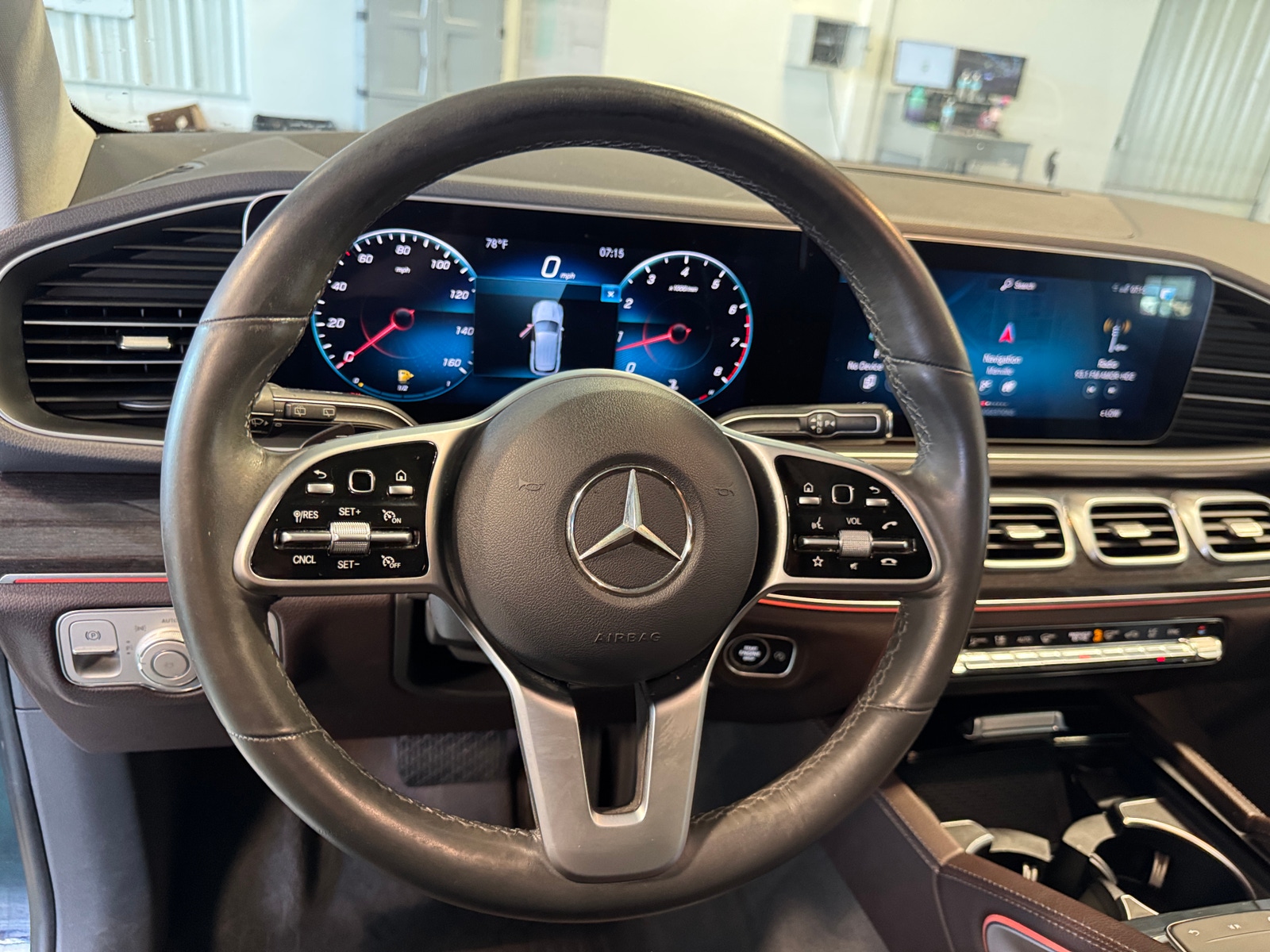 Thumbnail: 2020 Mercedes-Benz GLE - 4
