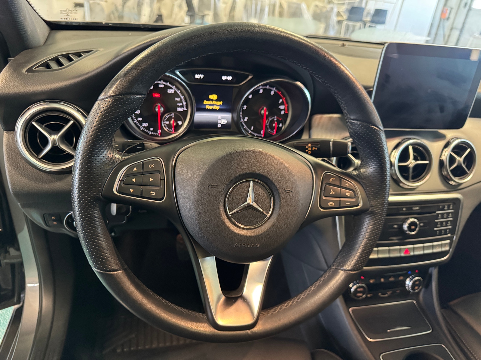 Thumbnail: 2019 Mercedes-Benz GLA - 4