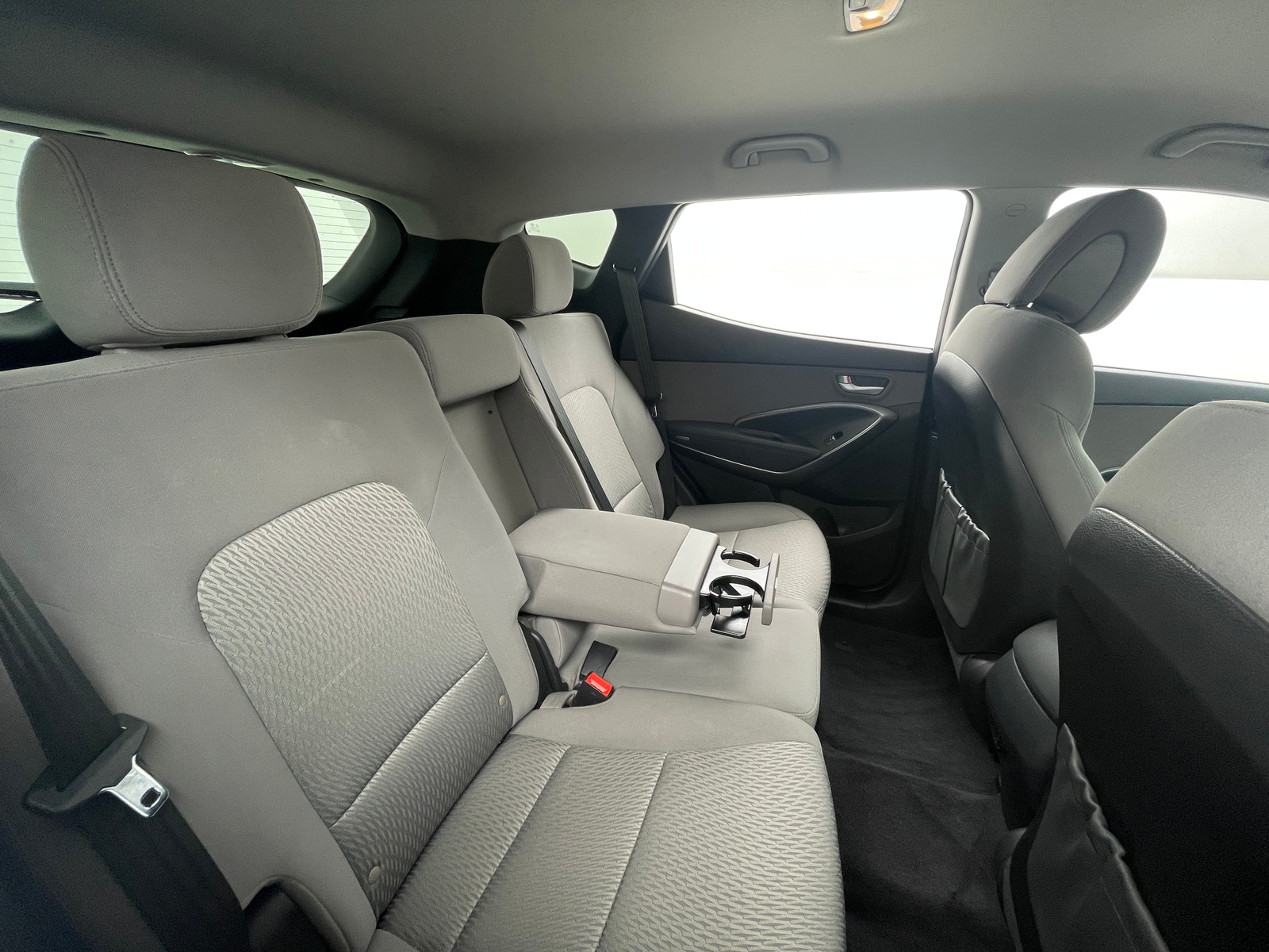 Thumbnail: 2017 Hyundai Santa Fe - 6