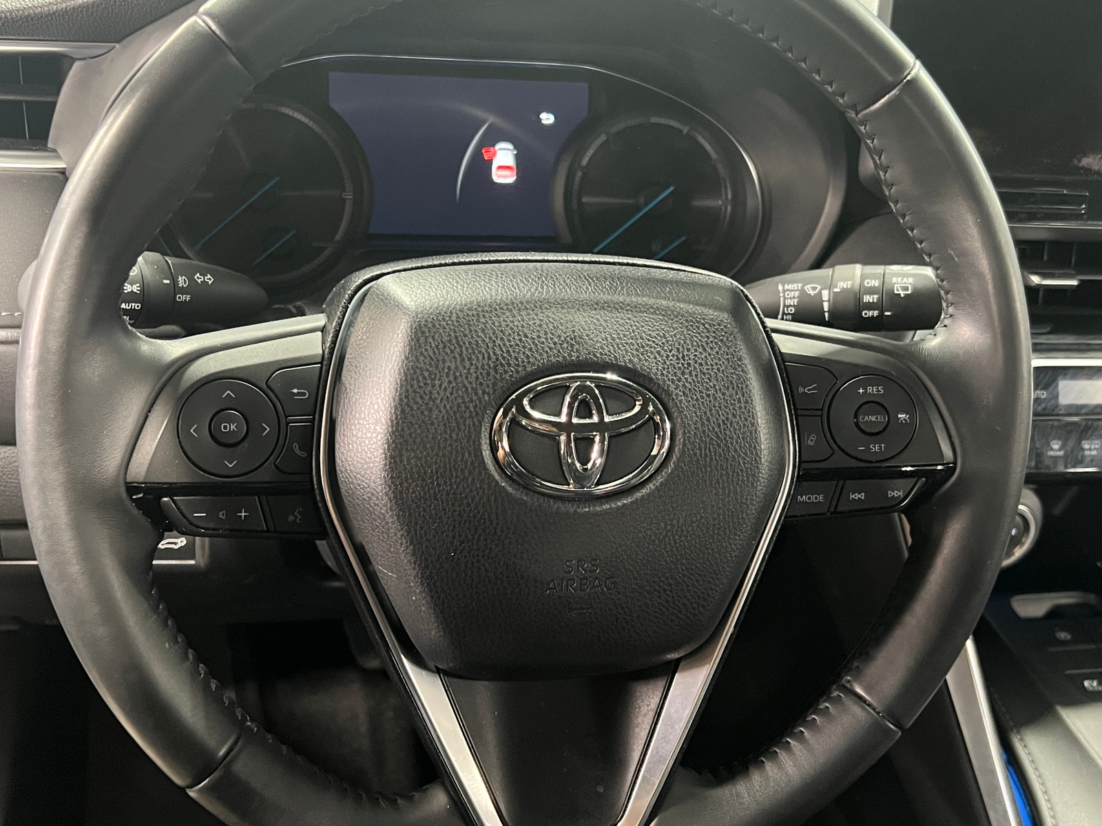 Thumbnail: 2023 Toyota Venza - 4