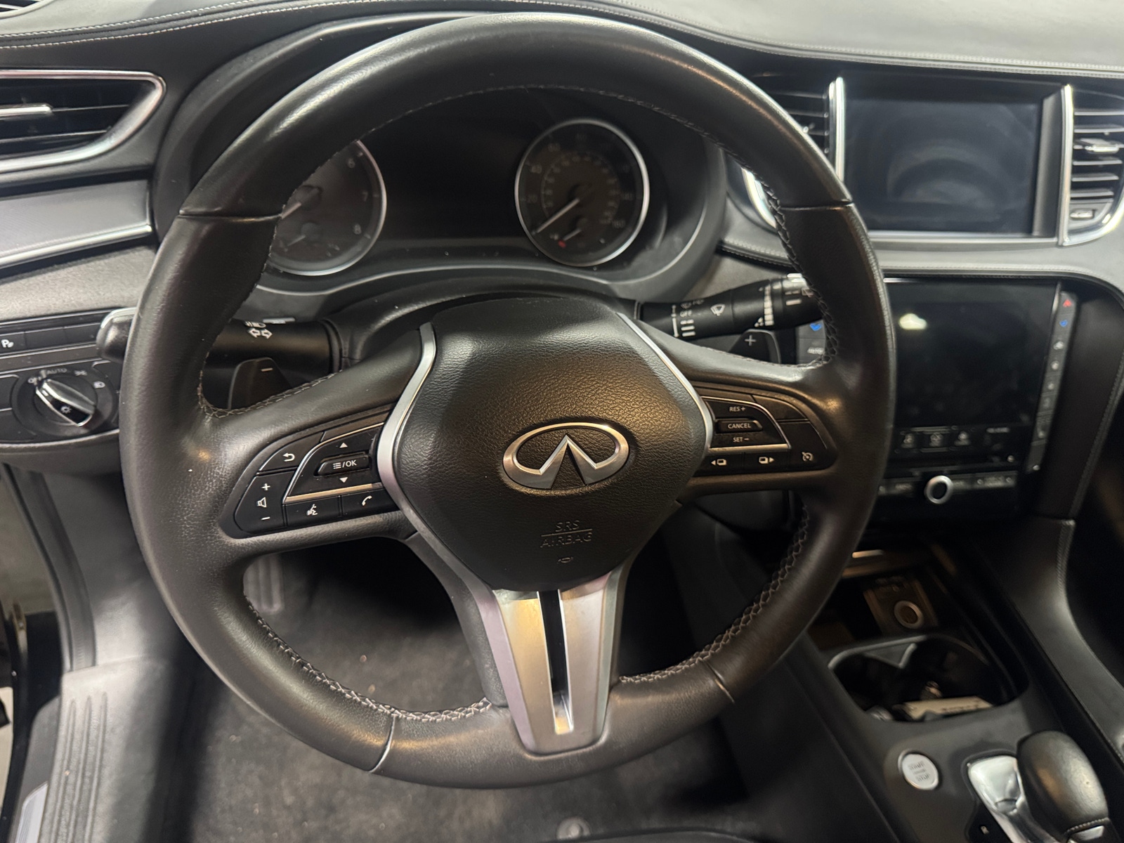 Thumbnail: 2022 INFINITI QX55 - 4