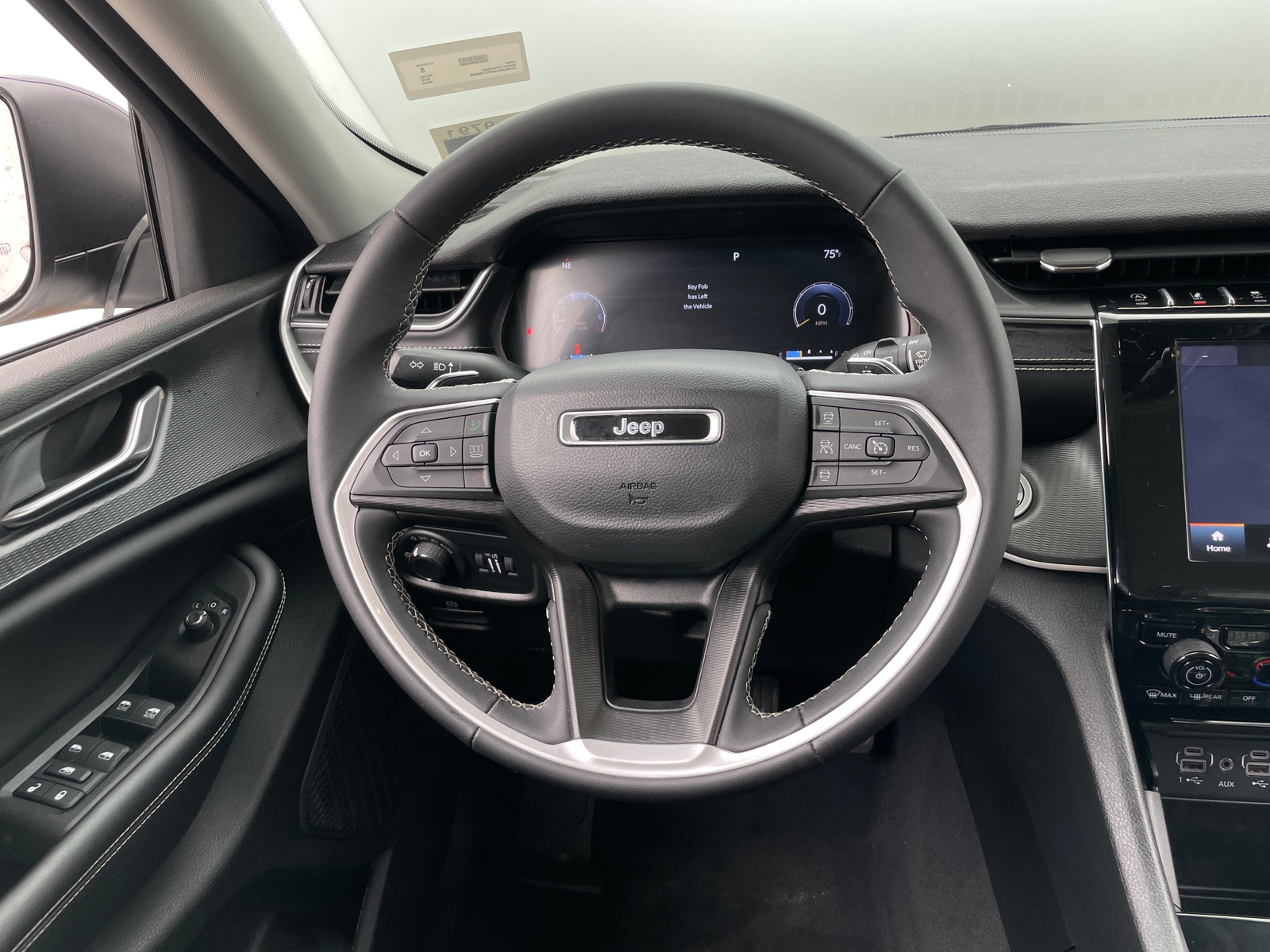 Thumbnail: 2024 Jeep Grand Cherokee - 5