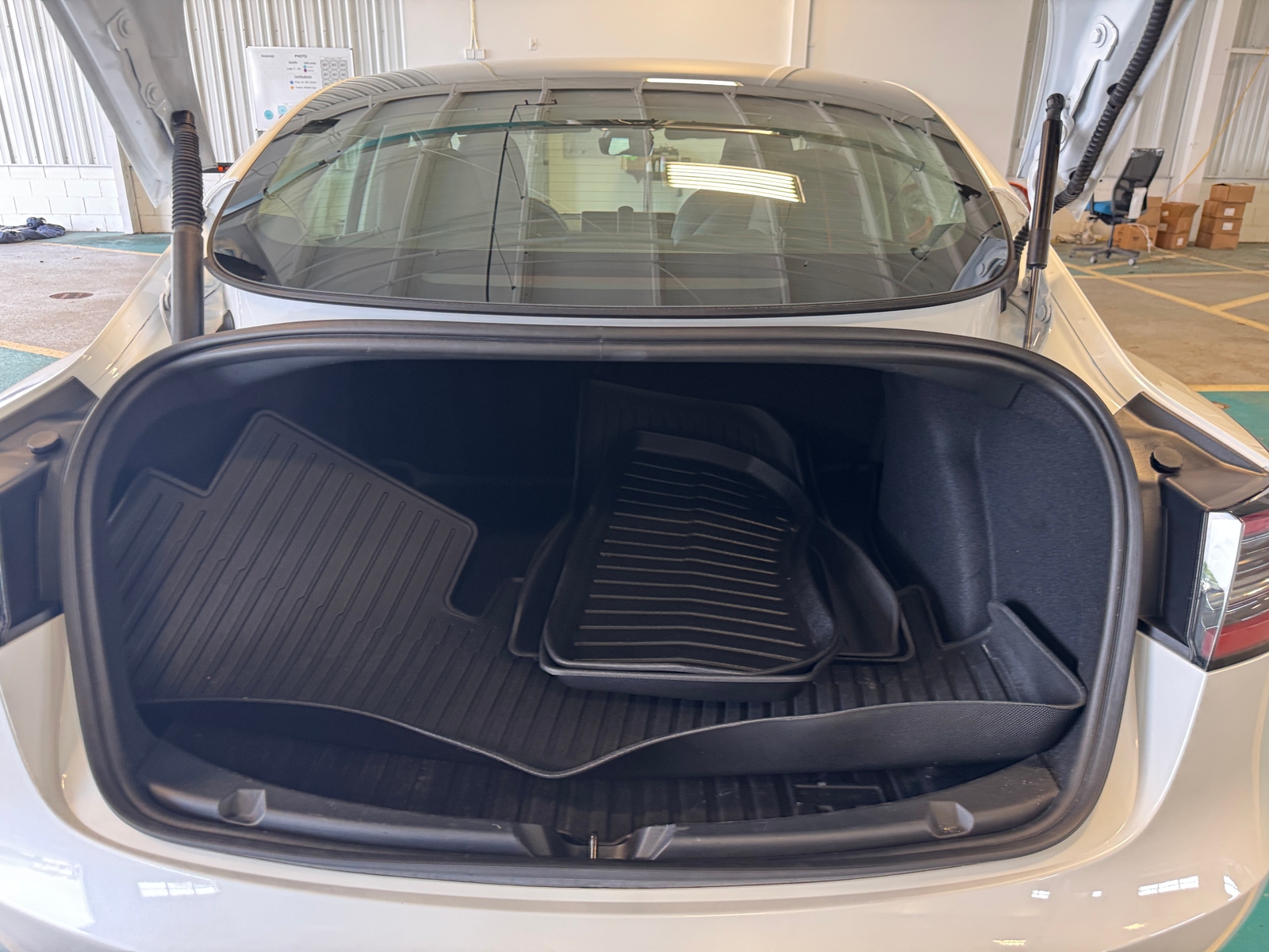 Thumbnail: 2023 Tesla Model 3 - 5
