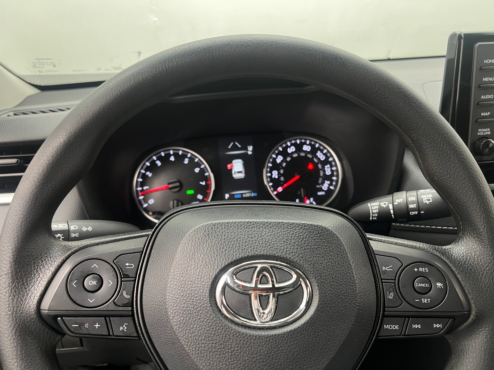 Thumbnail: 2022 Toyota RAV4 - 5