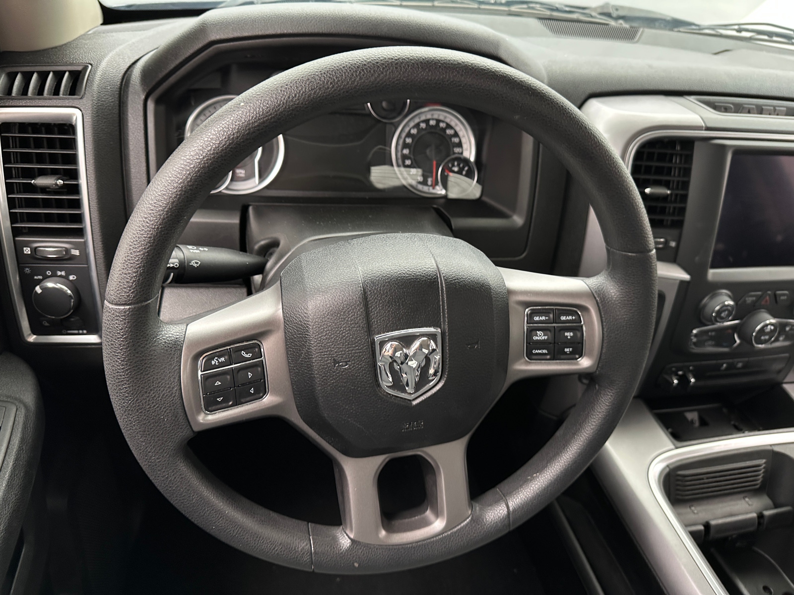 Thumbnail: 2023 RAM 1500 Classic - 5