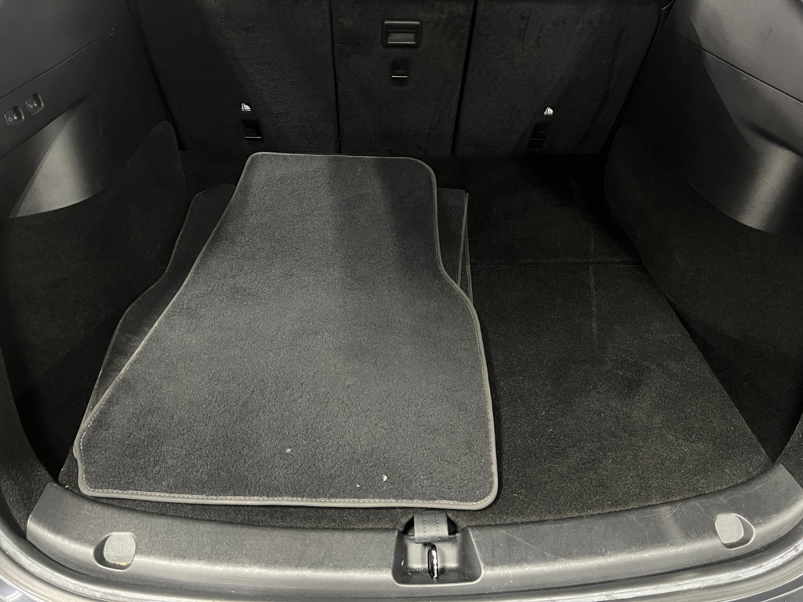 Thumbnail: 2021 Tesla Model Y - 6