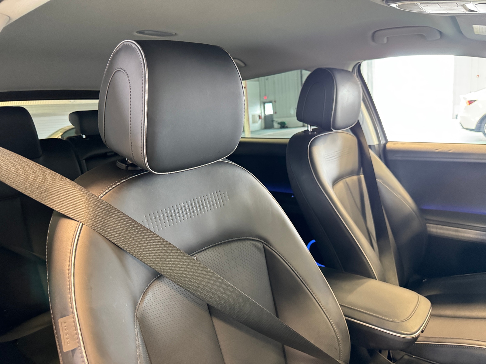 Thumbnail: 2022 Hyundai Ioniq 5 - 2