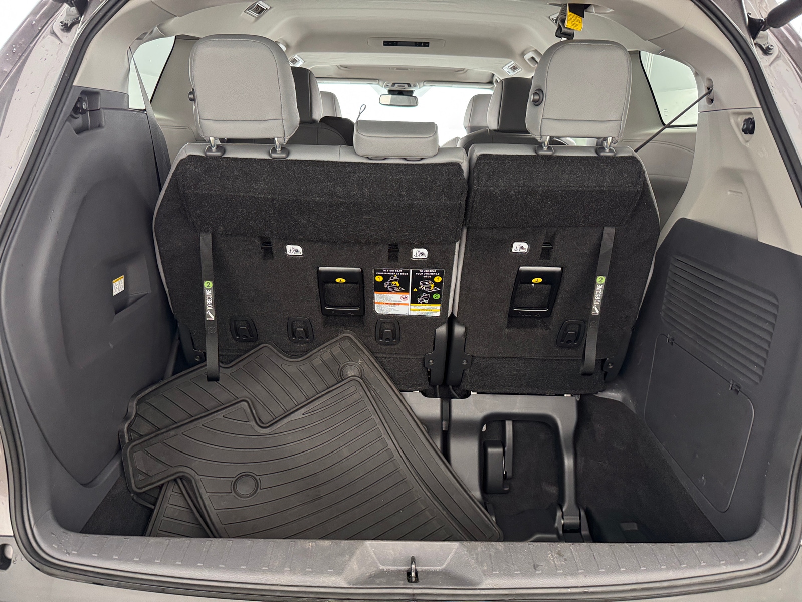 Thumbnail: 2024 Toyota Sienna - 6