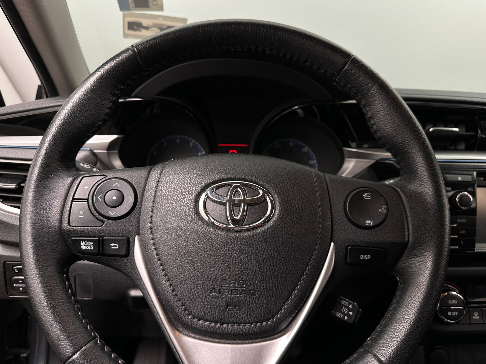 Thumbnail: 2015 Toyota Corolla - 5