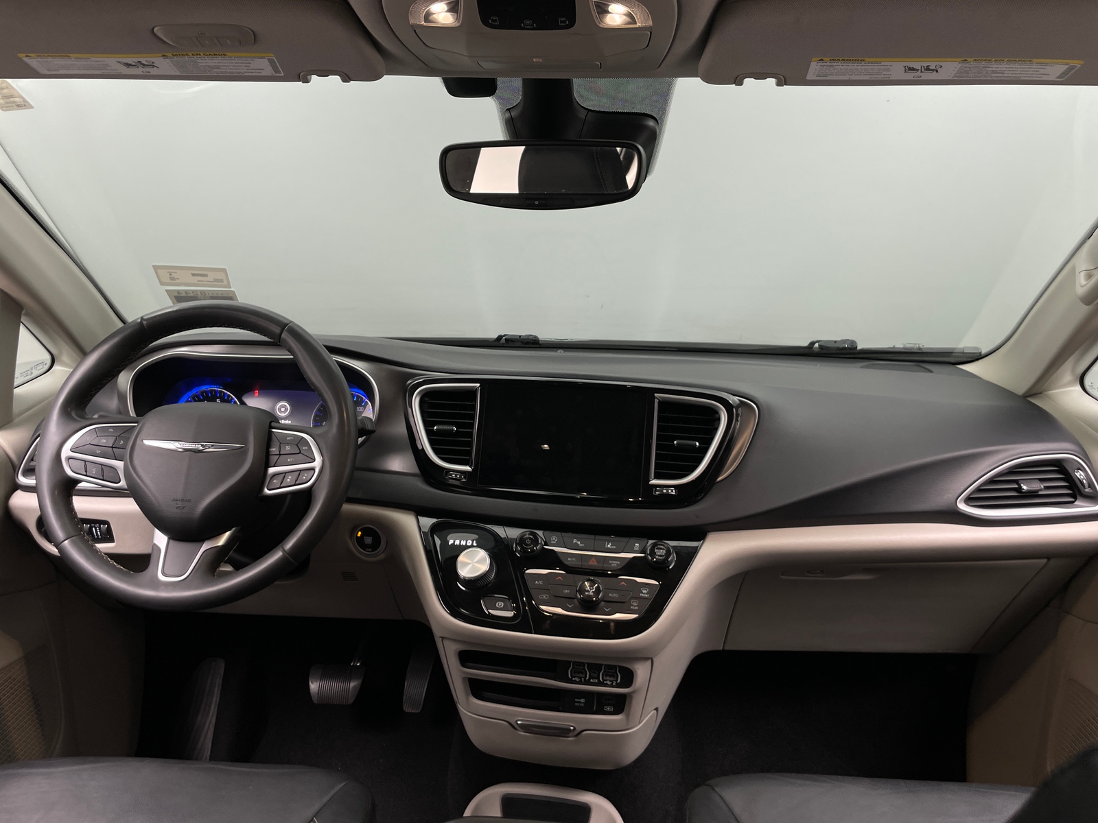 Thumbnail: 2022 Chrysler Pacifica - 2