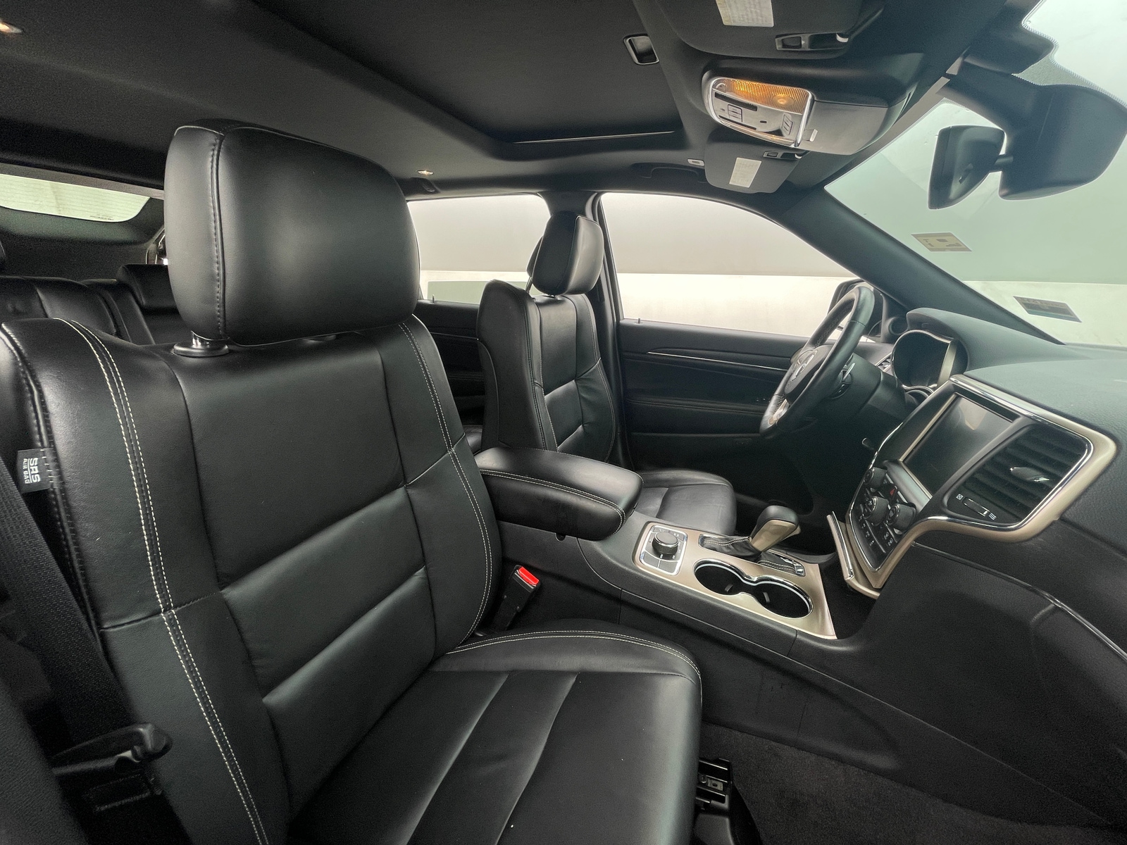 Thumbnail: 2017 Jeep Grand Cherokee - 2