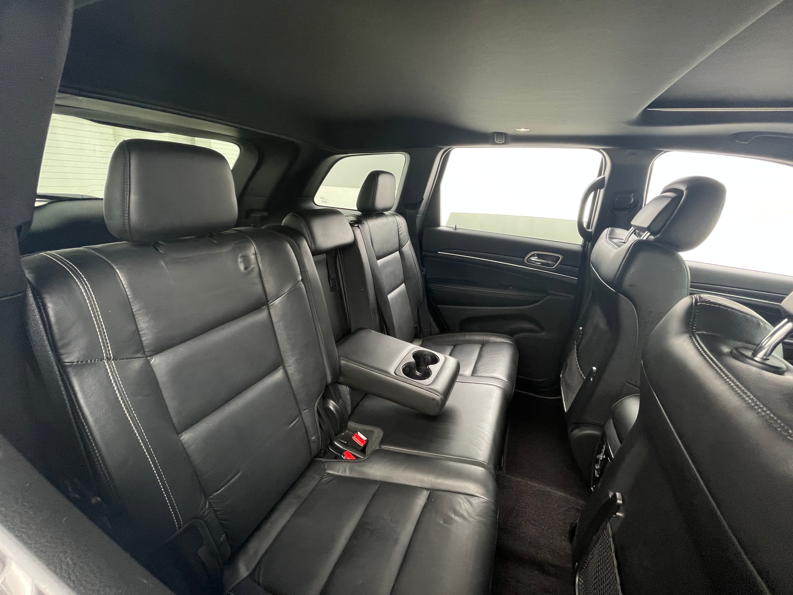 Thumbnail: 2017 Jeep Grand Cherokee - 6