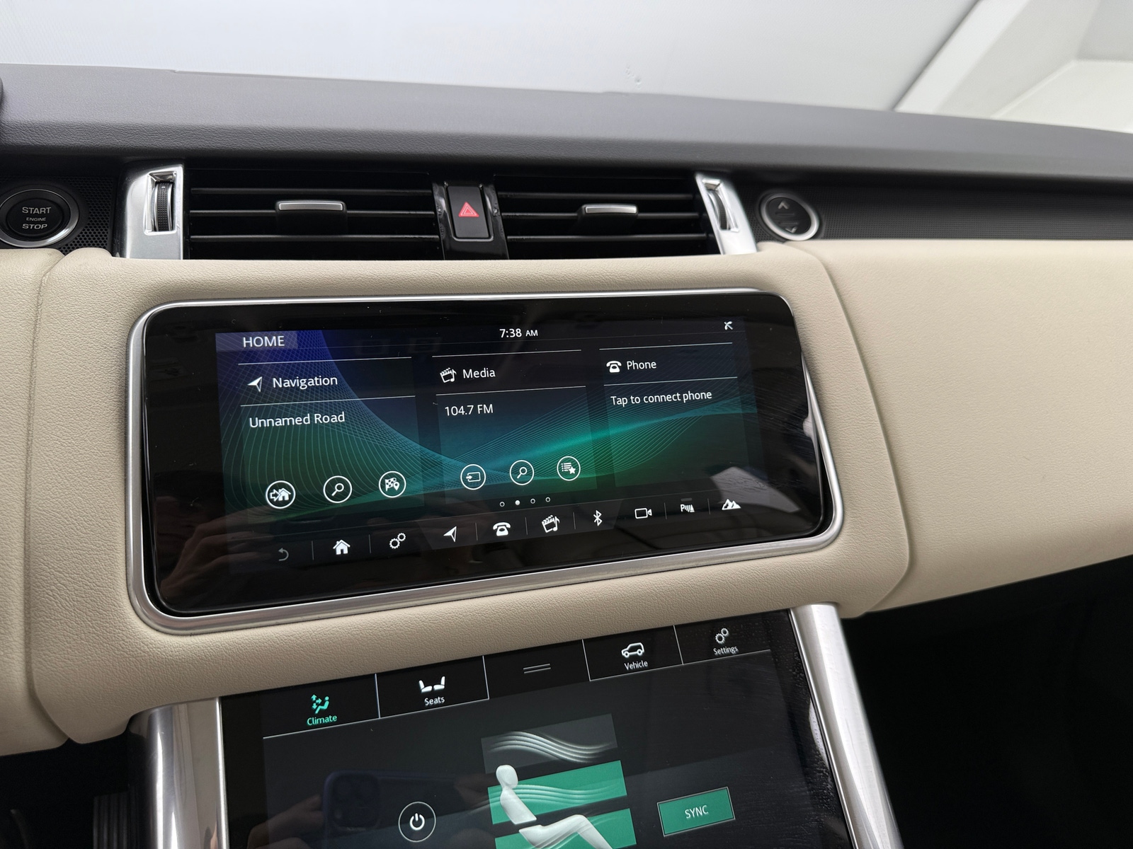 Thumbnail: 2019 Land Rover Range Rover Sport - 3