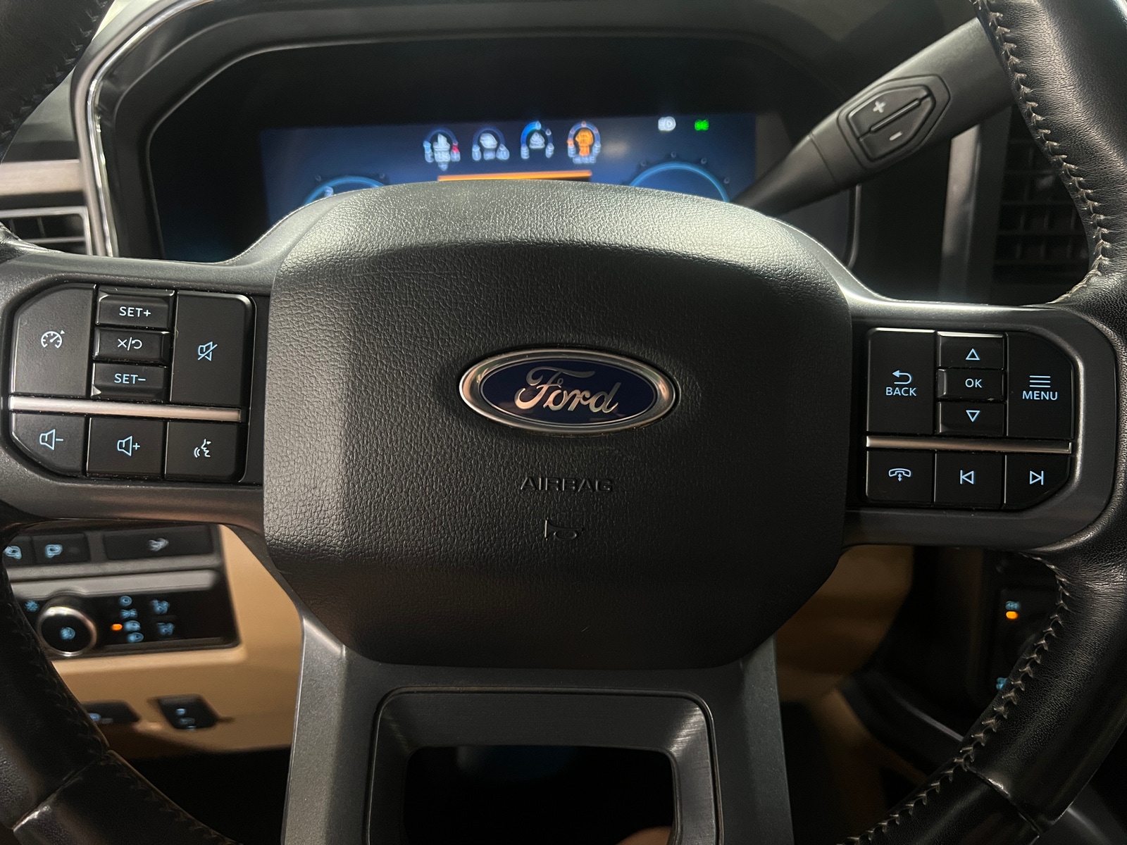 Thumbnail: 2023 Ford Econoline - 4