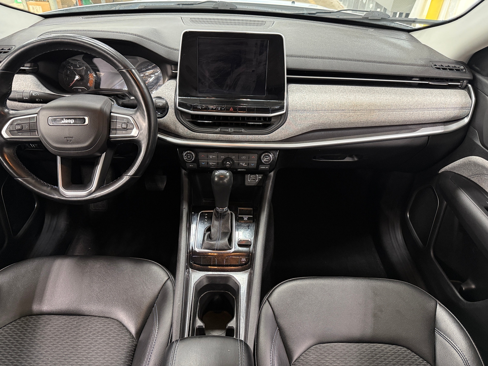 Thumbnail: 2022 Jeep Compass - 3