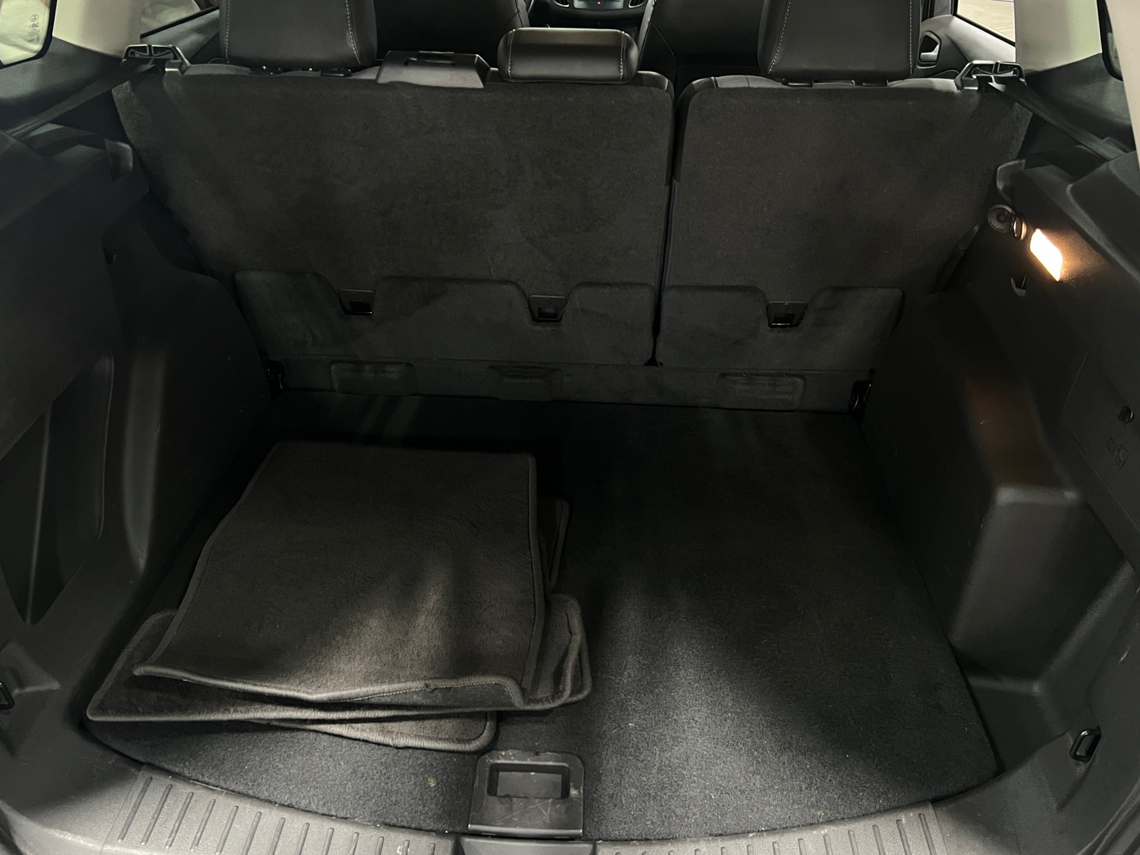 Thumbnail: 2019 Ford Escape - 6