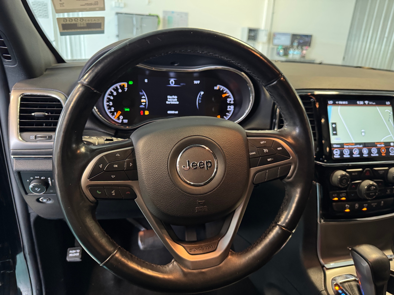 Thumbnail: 2019 Jeep Grand Cherokee - 4