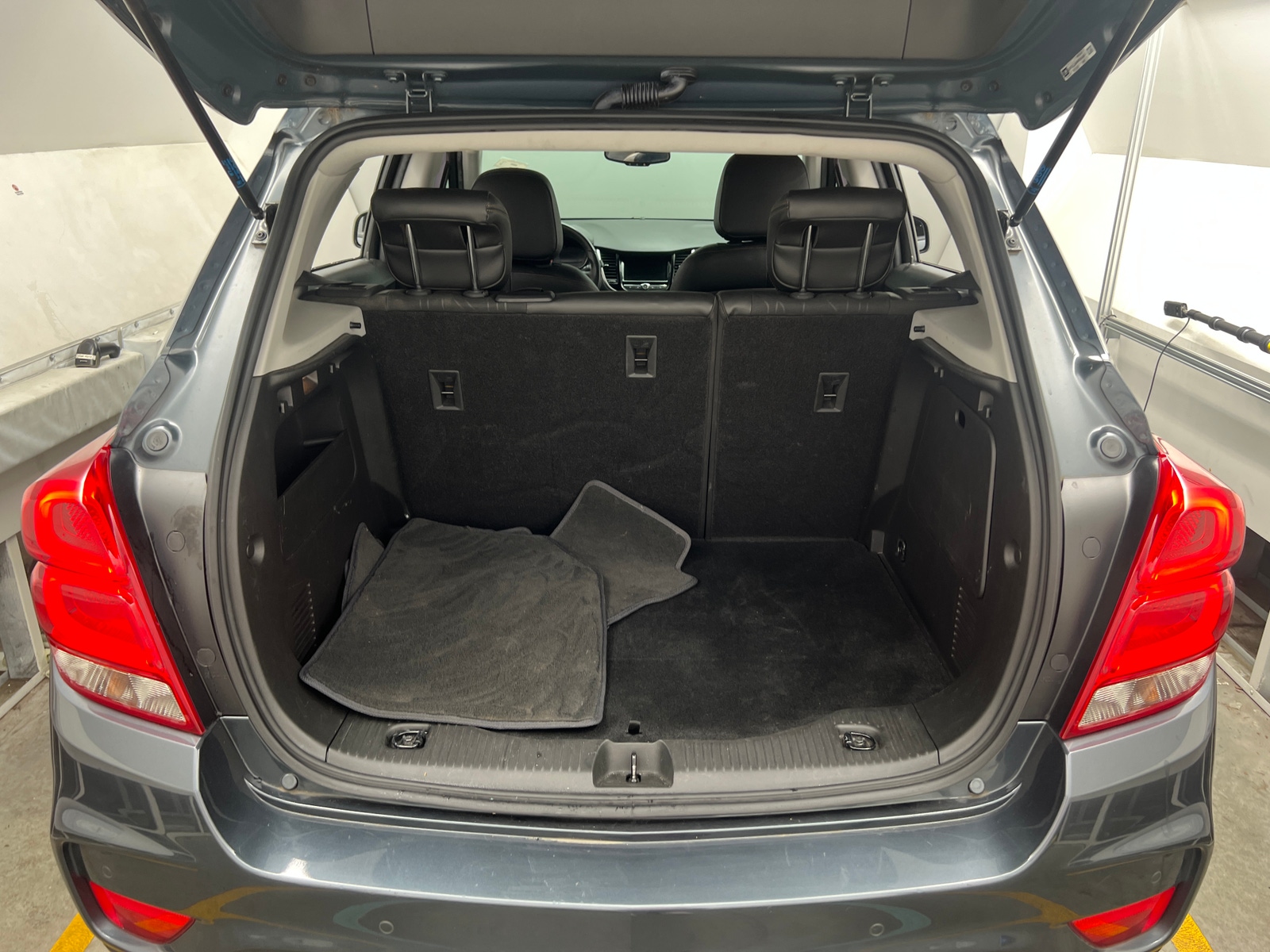 Thumbnail: 2021 Chevrolet Trax - 7