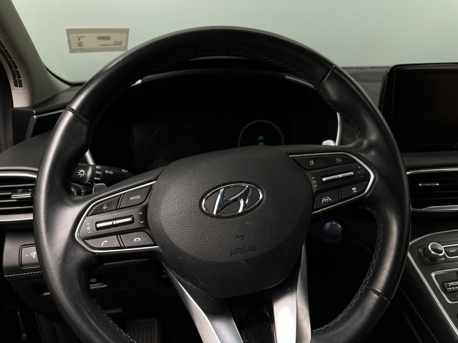 Thumbnail: 2022 Hyundai Santa Fe - 4
