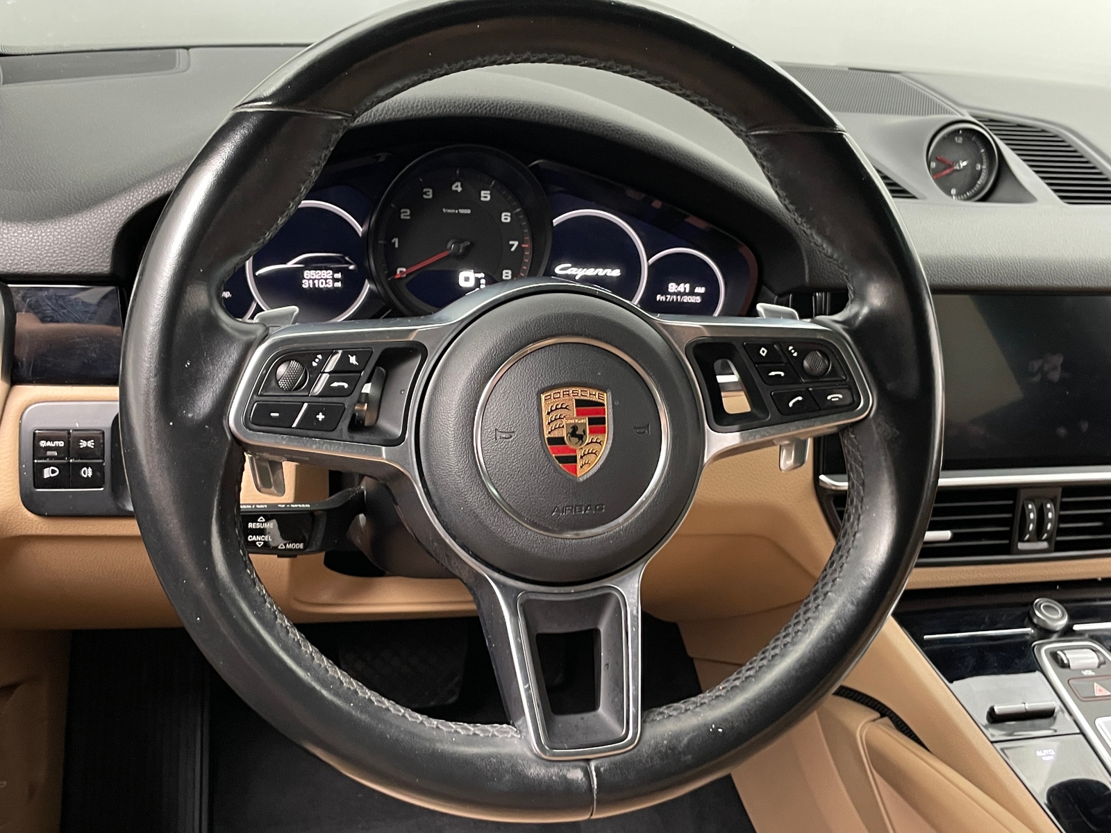 Thumbnail: 2019 Porsche Cayenne - 4