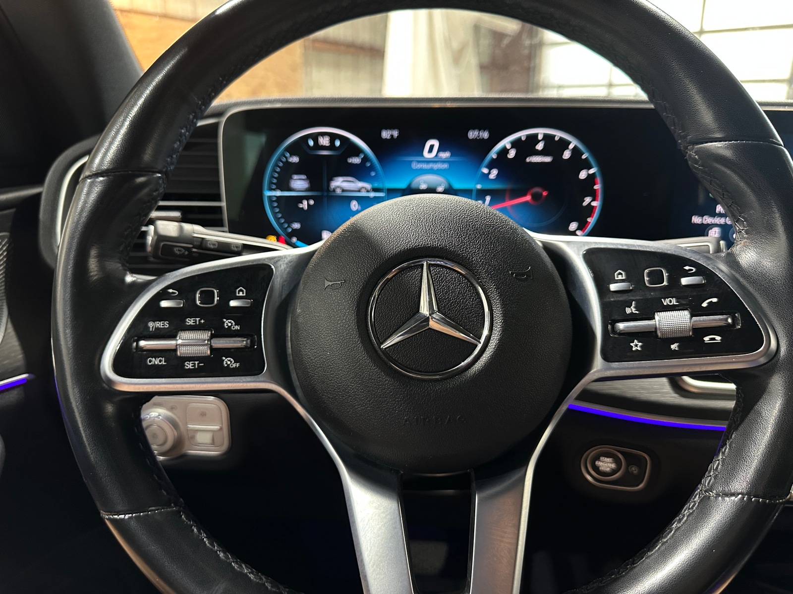 Thumbnail: 2022 Mercedes-Benz GLE - 4
