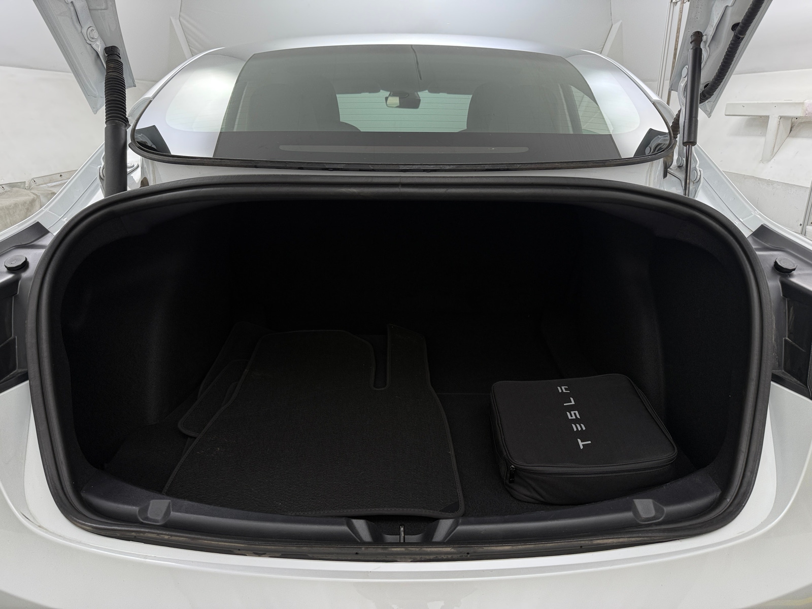 Thumbnail: 2022 Tesla Model 3 - 6