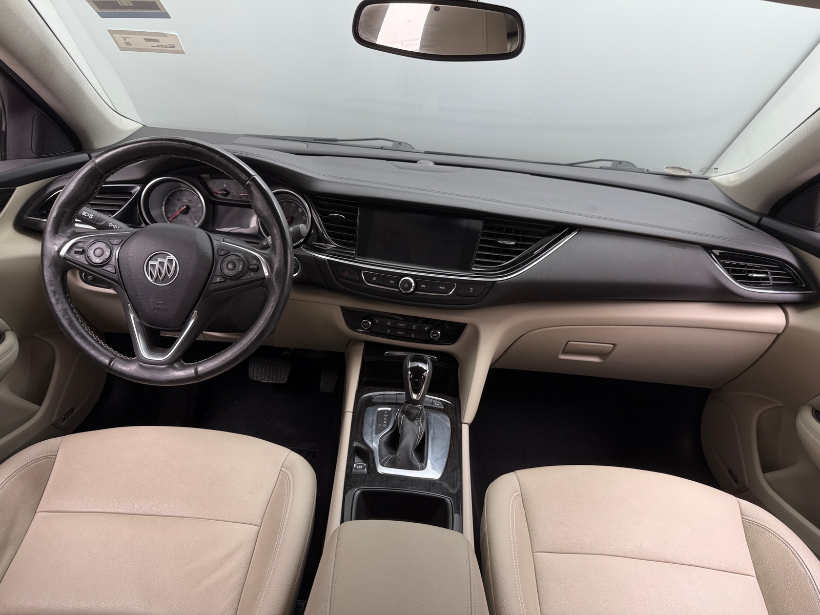 Thumbnail: 2018 Buick Regal - 2