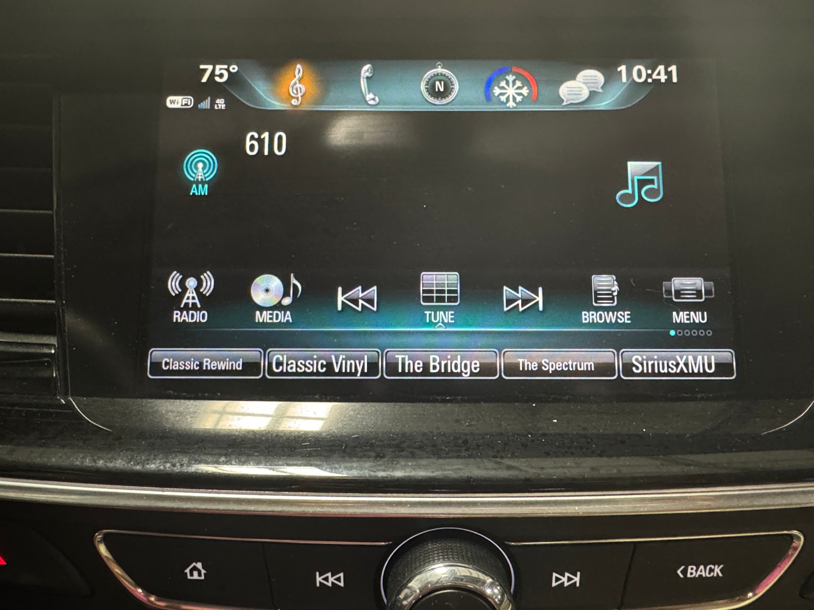Thumbnail: 2018 Buick Regal - 3