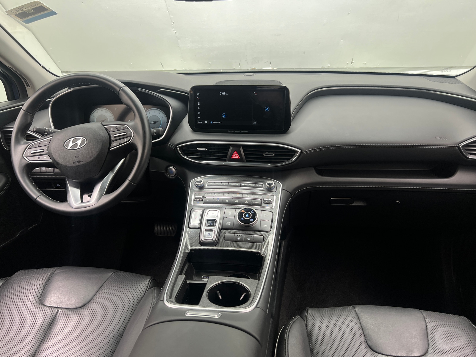 Thumbnail: 2022 Hyundai Santa Fe - 2