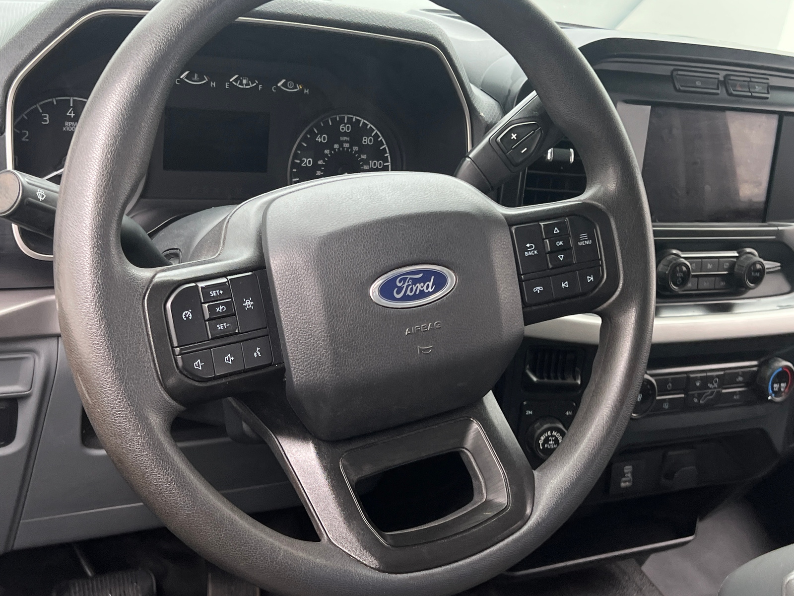 Thumbnail: 2022 Ford Econoline - 4