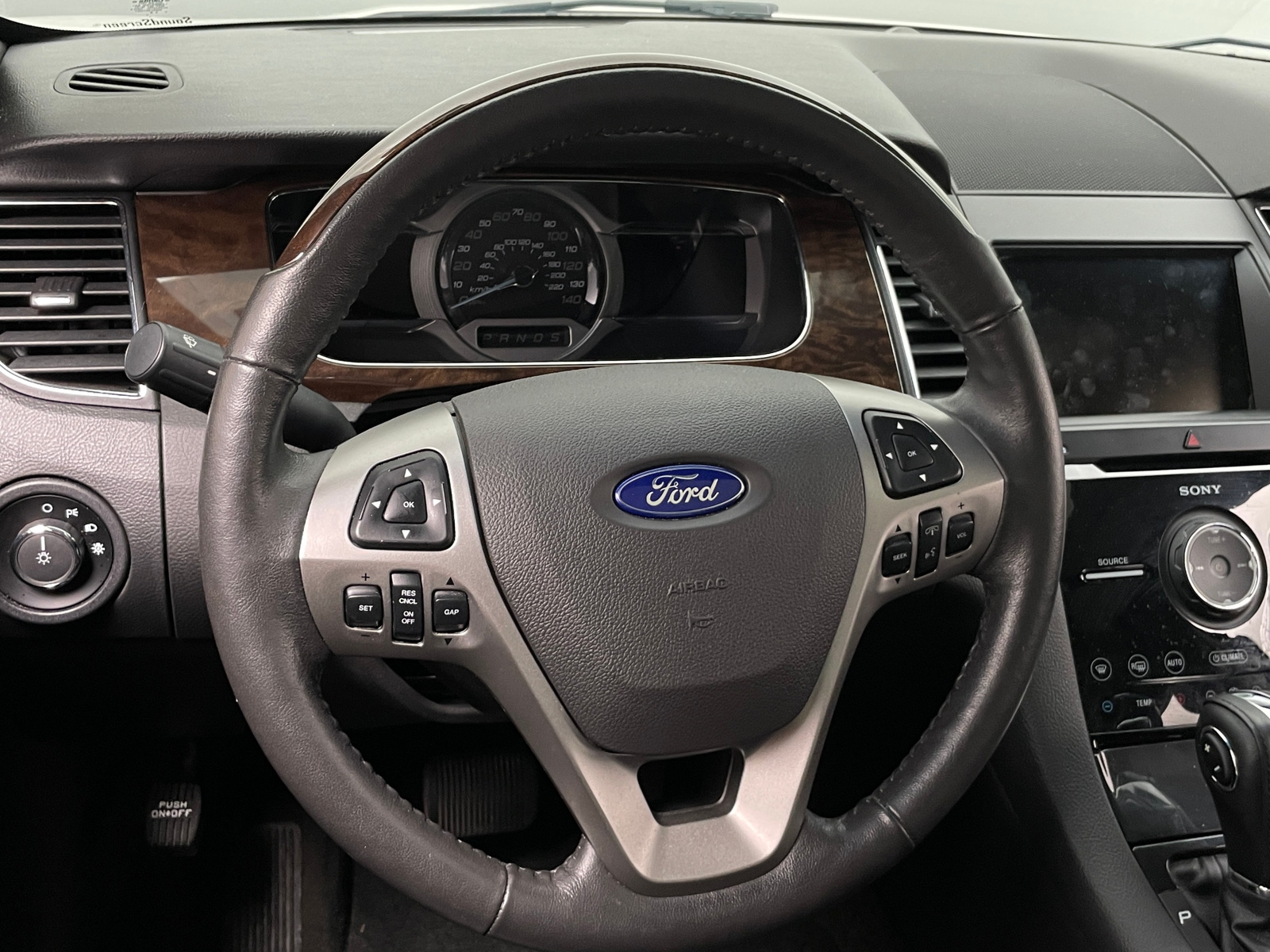 Thumbnail: 2015 Ford Taurus - 4