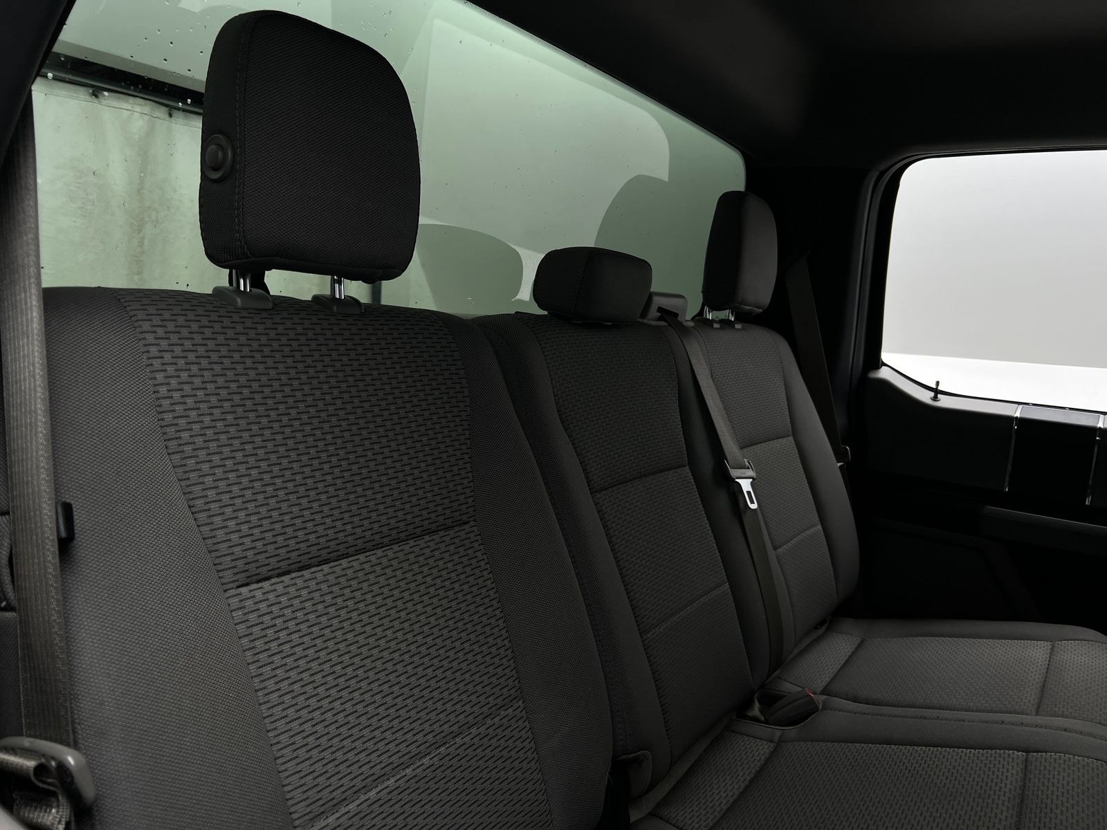Thumbnail: 2017 Ford Econoline - 6