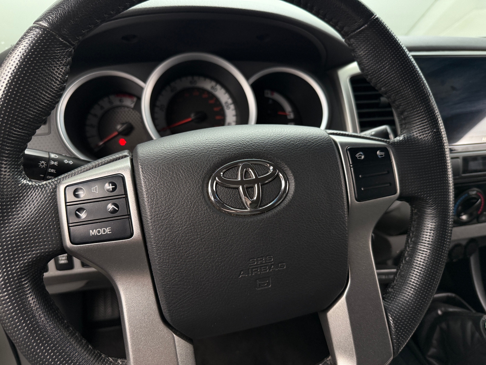 Thumbnail: 2013 Toyota Tacoma - 5