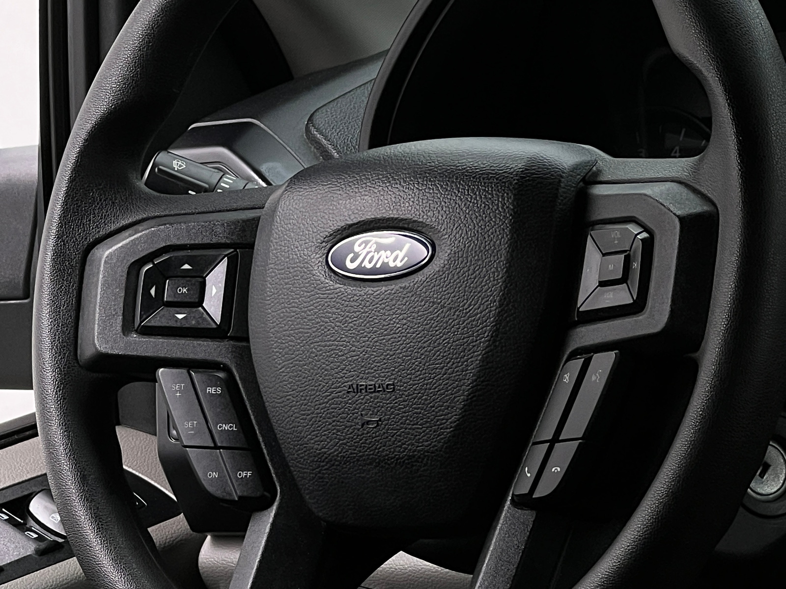 Thumbnail: 2019 Ford Econoline - 5