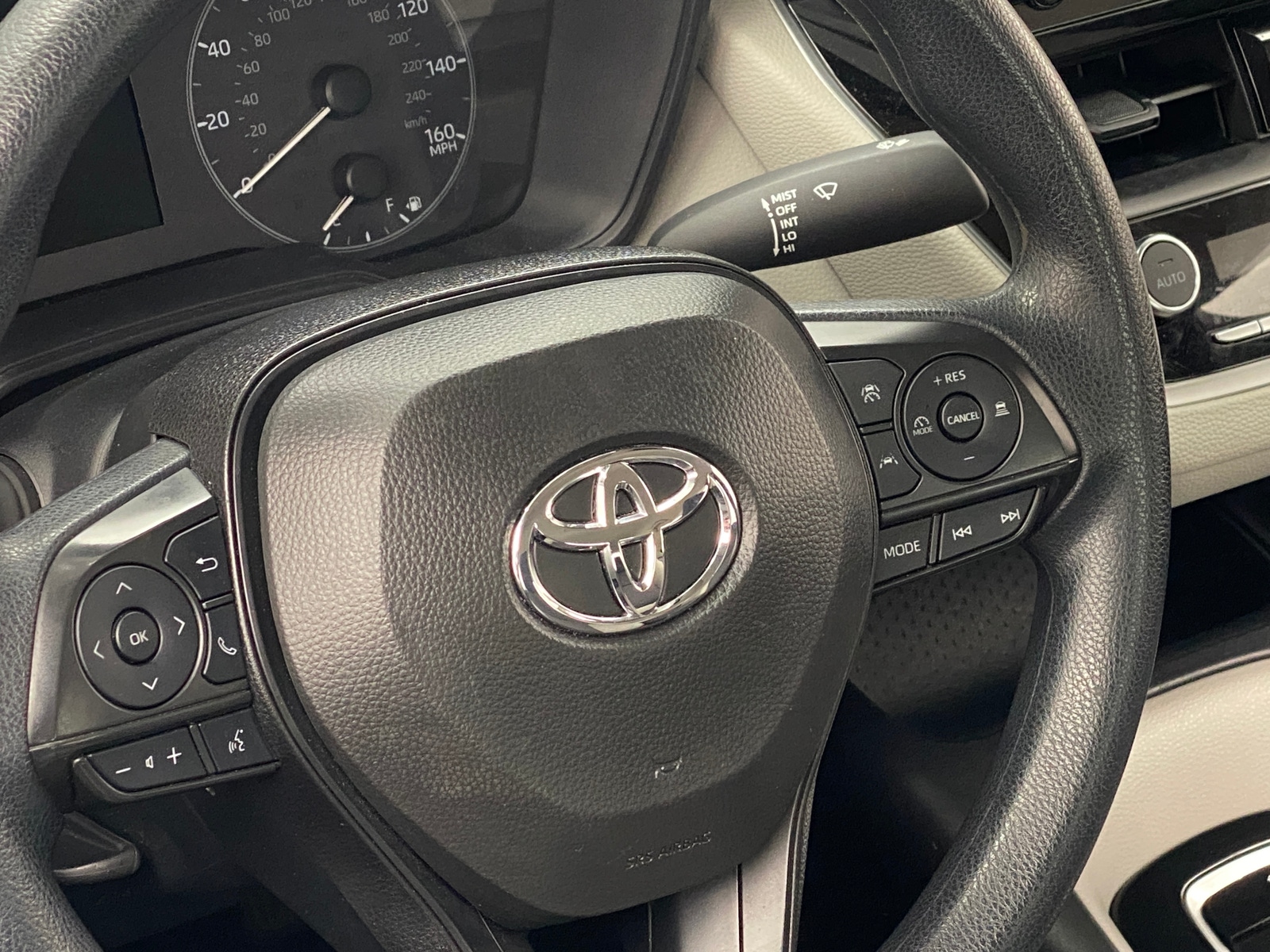 Thumbnail: 2025 Toyota Corolla - 5