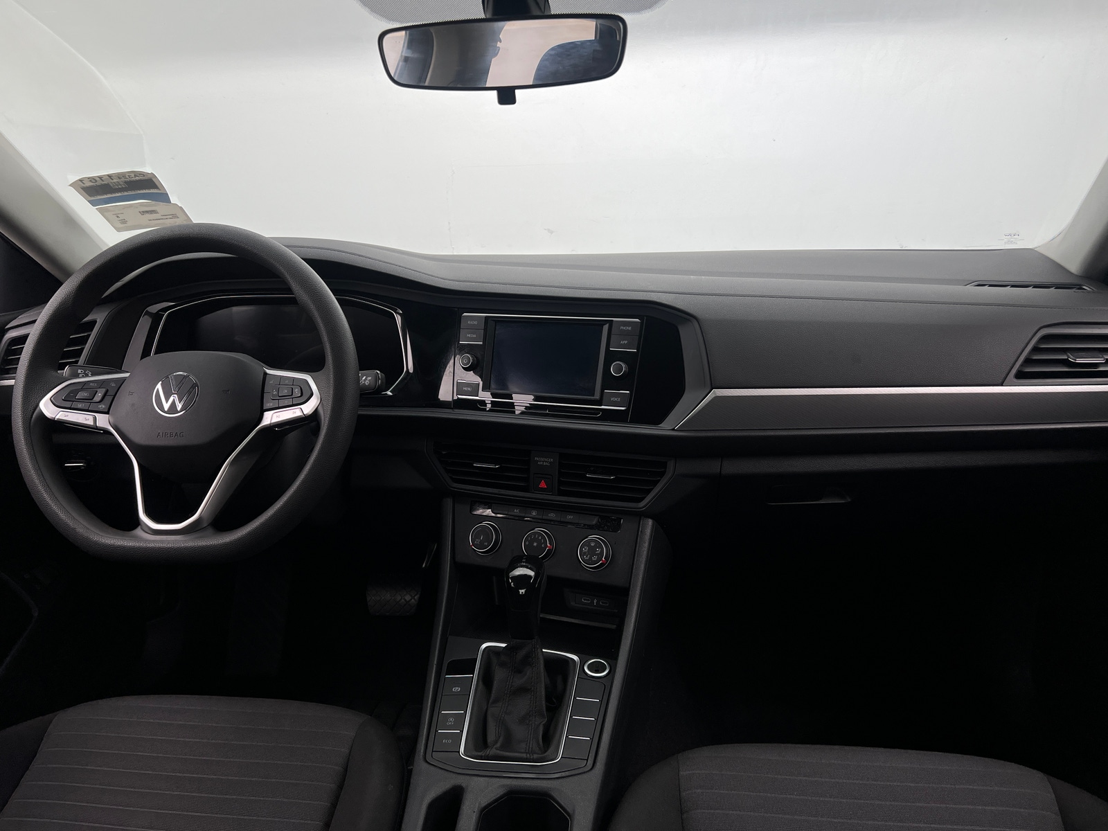 Thumbnail: 2023 Volkswagen Jetta - 3