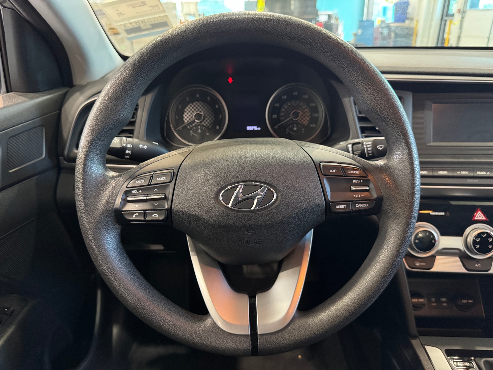 Thumbnail: 2019 Hyundai Elantra - 5