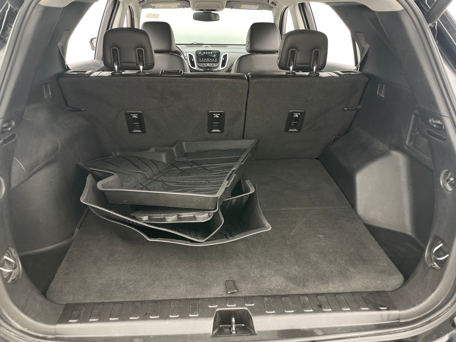 Thumbnail: 2018 Chevrolet Equinox - 6