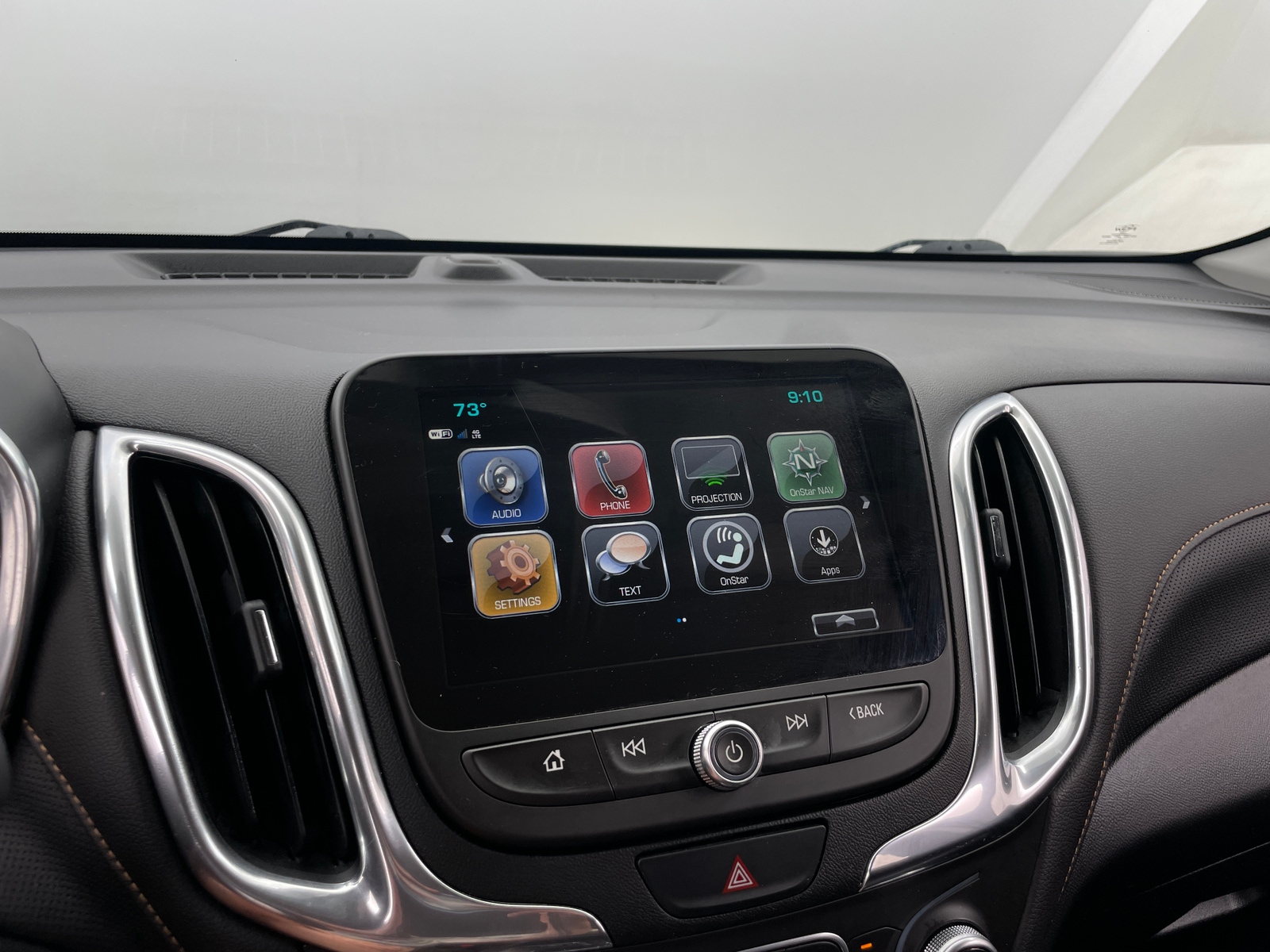 Thumbnail: 2018 Chevrolet Equinox - 3