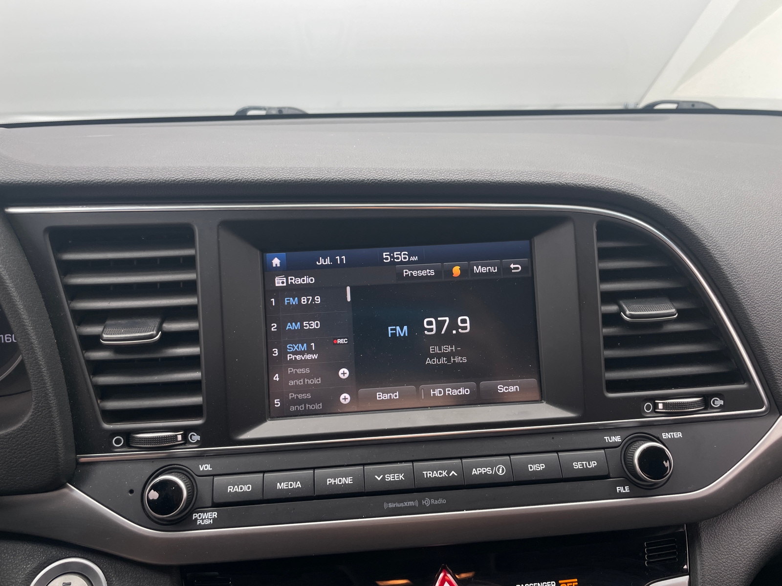 Thumbnail: 2018 Hyundai Elantra - 4